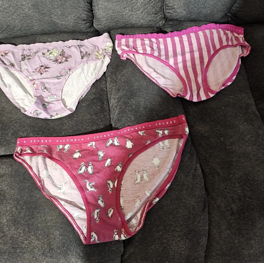 Victoria secret hipster panty bundle size medium NWOT - Picture 3 of 10
